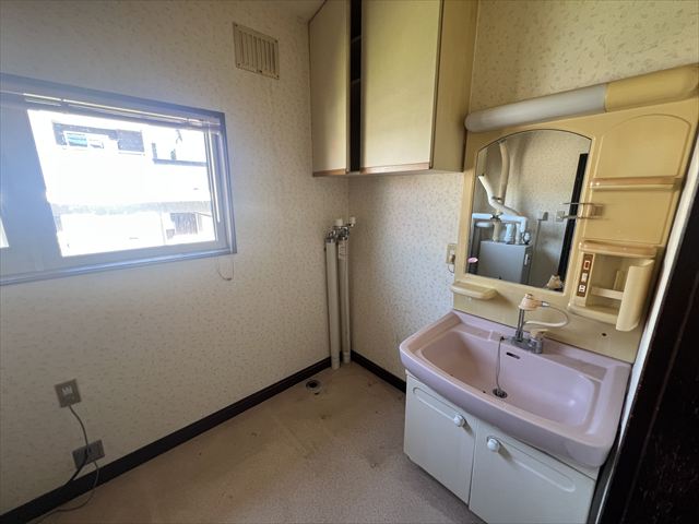 池田町旭町4丁目　中古住宅 内観