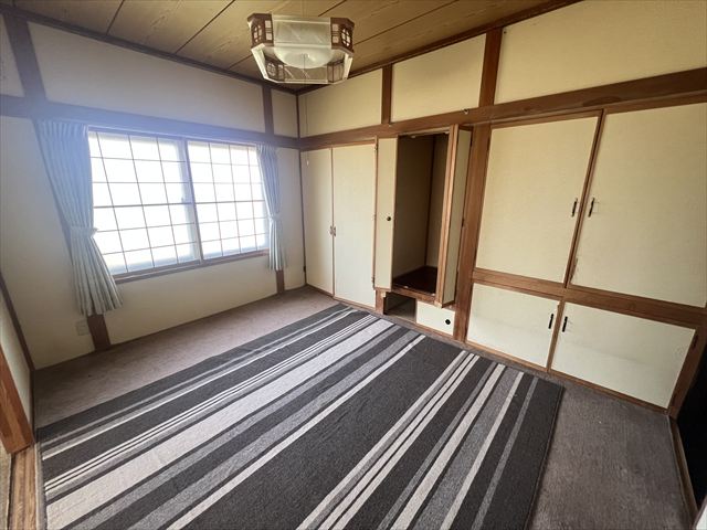 池田町旭町4丁目　中古住宅 内観