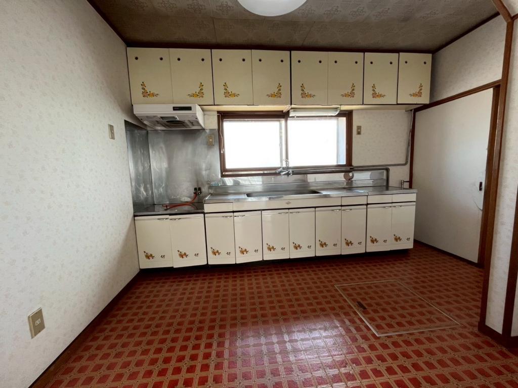 【中古住宅】　芽室町東6条4丁目　5LDK　駐車4台以上可能 内観