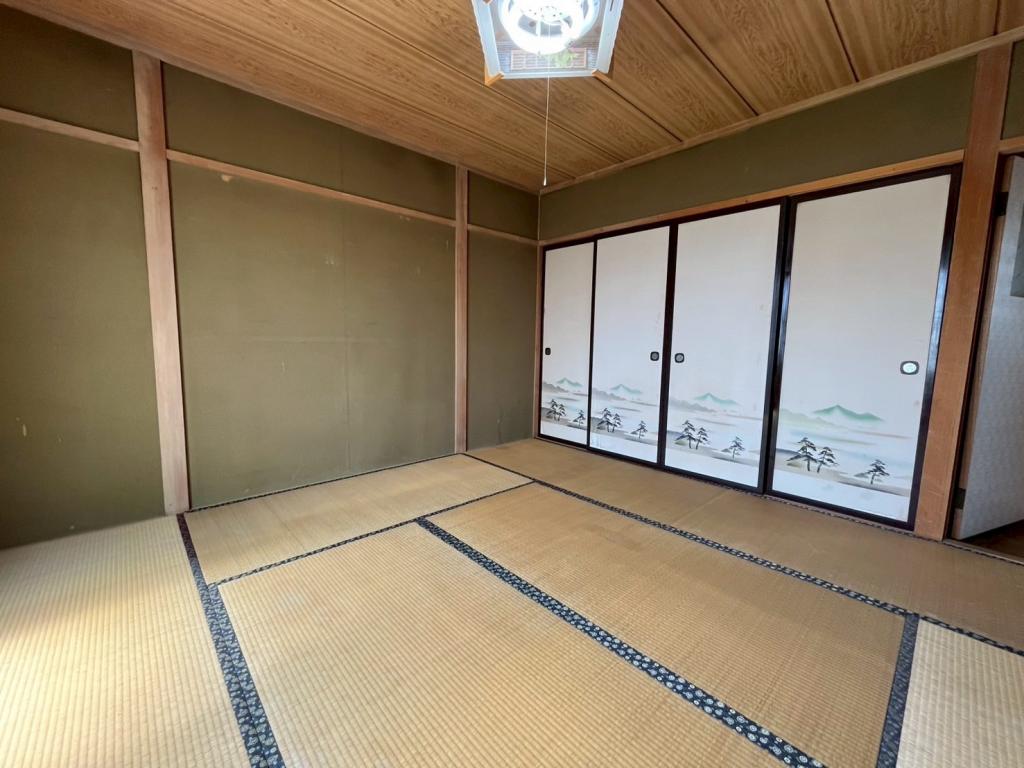 【中古住宅】　芽室町東6条4丁目　5LDK　駐車4台以上可能 内観