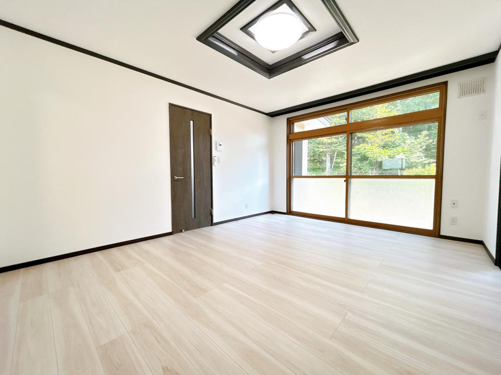 【リフォーム済】帯広市自由が丘3丁目5-4 内観