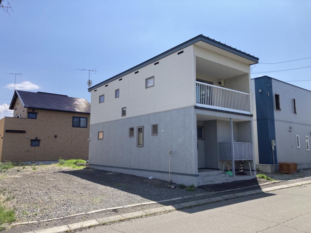 北鈴蘭北3丁目　一戸建　収益物件　新オーナー様募集♪