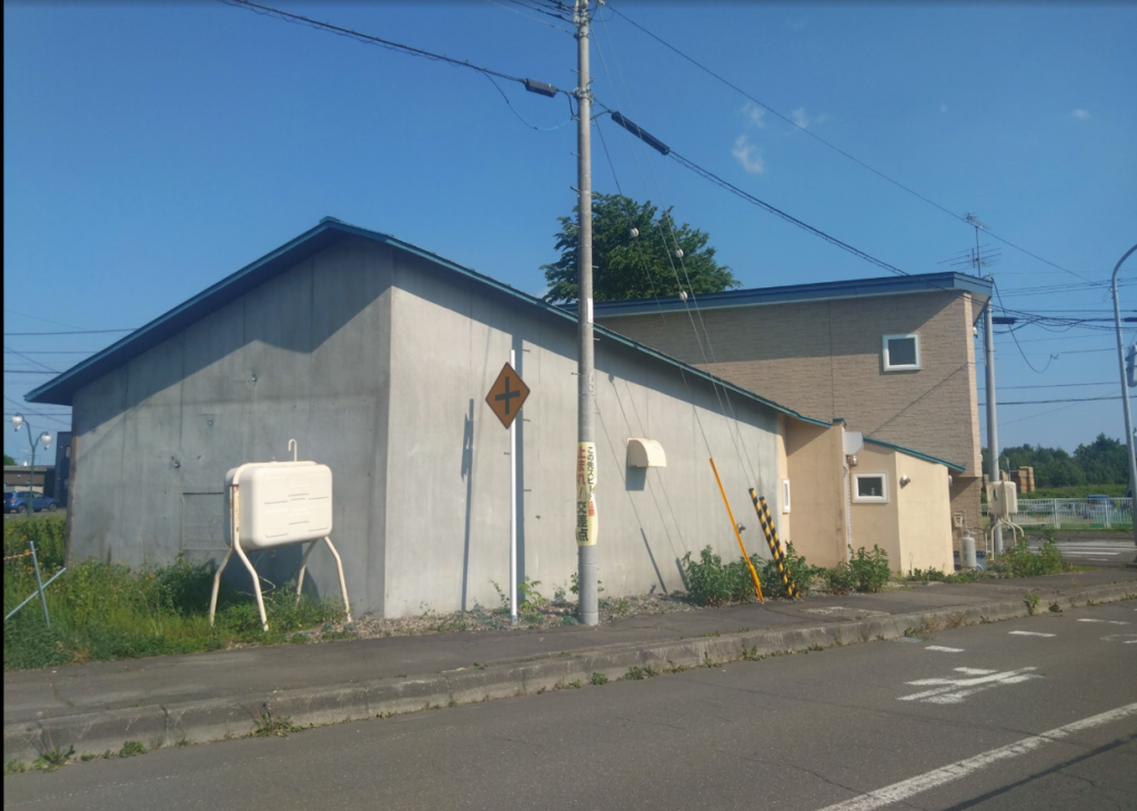 中古店舗・住宅  上士幌町字上士幌東２線　バイク等　趣味の部屋に！ 内観