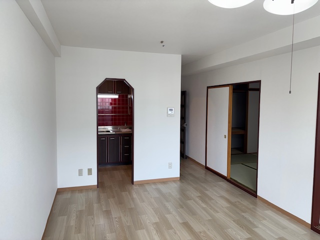 札幌市中央区南4条西13丁目　売区分所有 内観