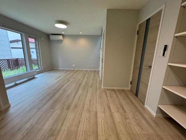 【中古戸建】西１８条南５　中古戸建 内観