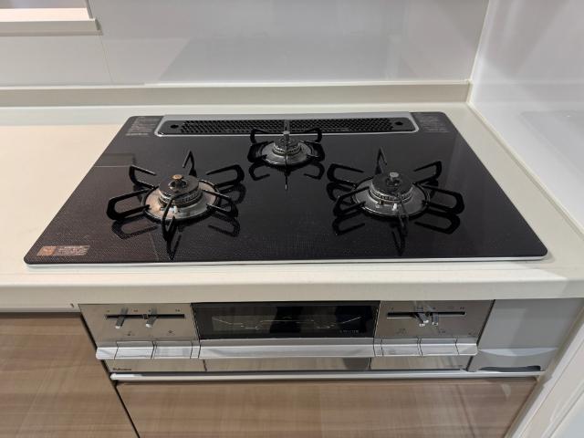 【中古戸建】西１８条南５　中古戸建 内観