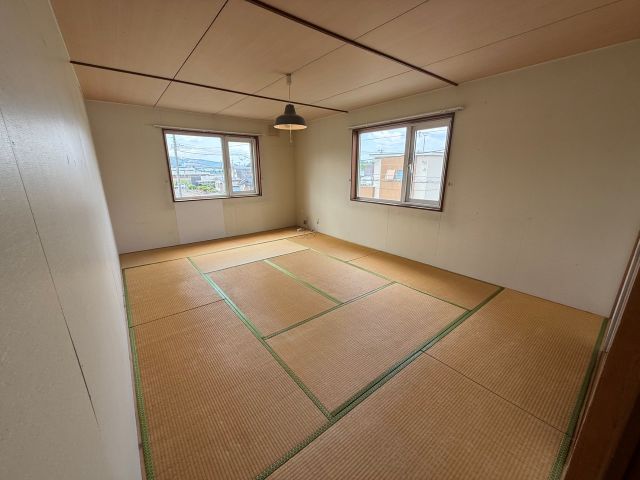 本別町南２丁目【新オーナー様募集！１棟２戸(２ＬＤＫ)】 内観