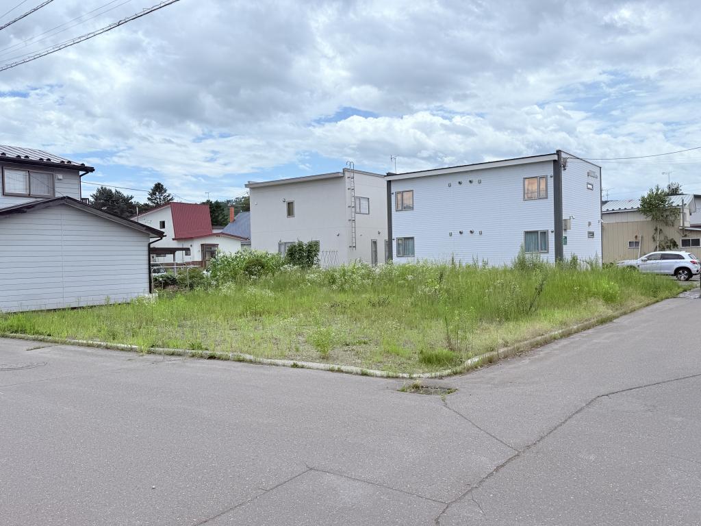 本別町南４丁目２６－２北西角売地　※建築条件なし