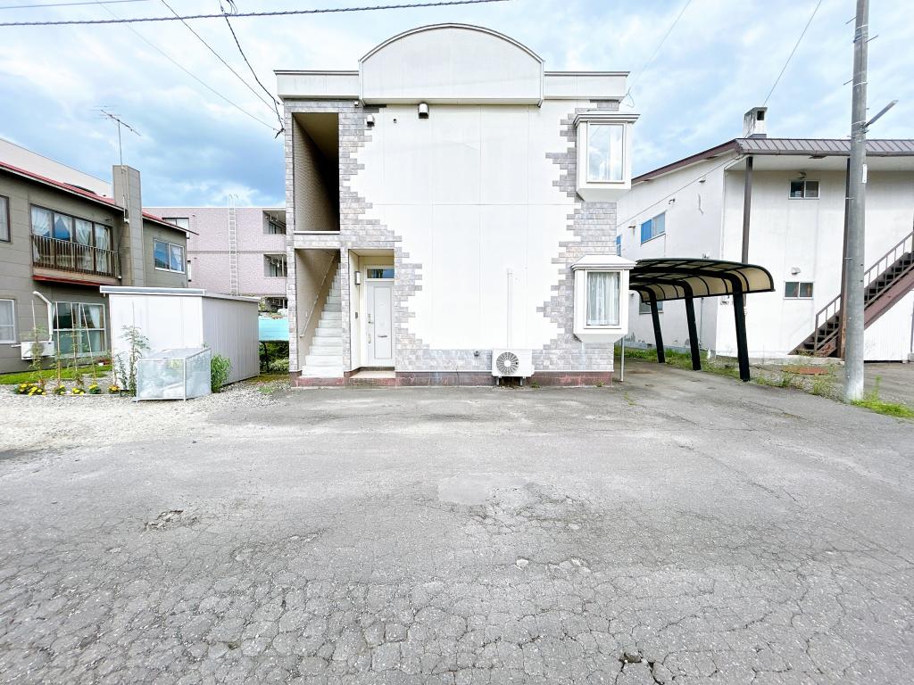 【便利な立地】帯広市西3条南24丁目 内観