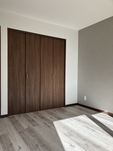 西２３南４フルリフォーム済住宅！【商談中】 内観