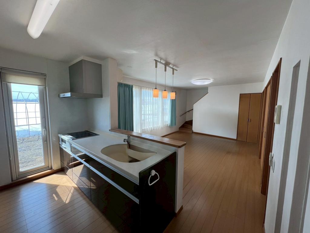 ♪築13年♪　敷地広々活用可能691坪♪　昭和町＿中古住宅 内観