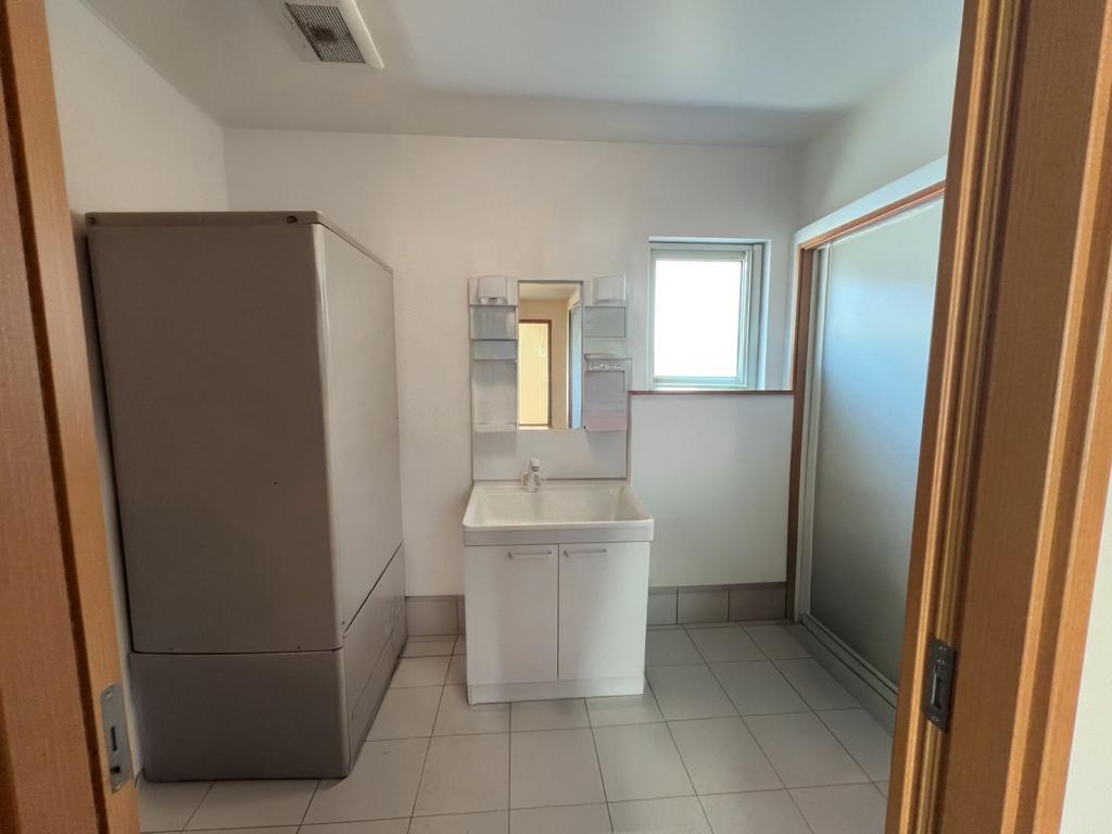 ♪築13年♪　敷地広々活用可能691坪♪　昭和町＿中古住宅 内観