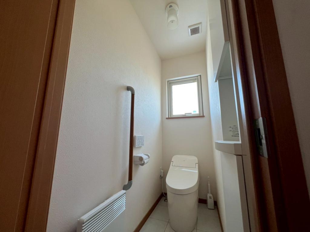 ♪築13年♪　敷地広々活用可能691坪♪　昭和町＿中古住宅 内観