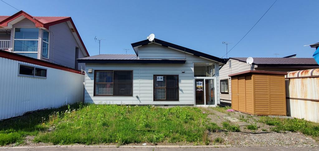 価格変更しました！帯広市西25条南2丁目23-6　売家　南向き平家 ♫  - 