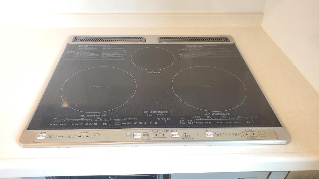 価格改定！帯広市西21条南3丁目　南向き住宅　開西小区域　吹抜けあり  内観
