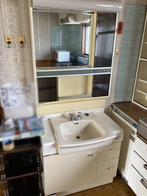 西１５条南１２丁目【約１４０坪の広々とした敷地！】 内観