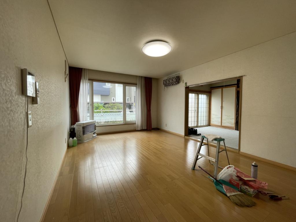 【8/18価格改定】帯広市西13条北5丁目　中古住宅 　※学区：啓北小／第一中 内観