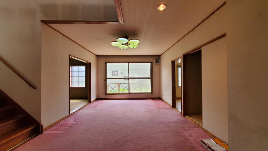 価格変更！　帯広市西24条南1丁目　売家　リフォーム、リノベ向け住宅 -  内観