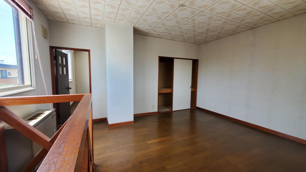 価格変更！　帯広市西24条南1丁目　売家　リフォーム、リノベ向け住宅 -  内観