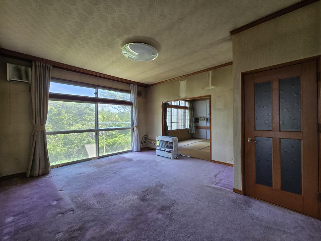 士幌町市街地 三方角地にゆとりある３３坪平屋住宅 内観