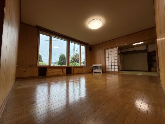 西２１条南４丁目【南東角地！西帯エリアの３ＬＤＫ平家建て！】 内観