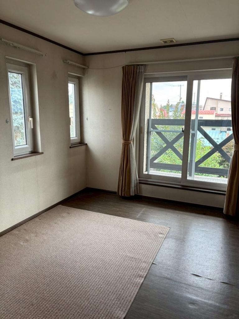  【中古住宅】帯広市西7条南24丁目　土地が約173坪ある大きな住宅です！ 内観