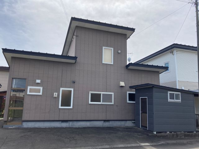 東８南２３丁目※商談中【２００１年頃フルリフォーム済み！】