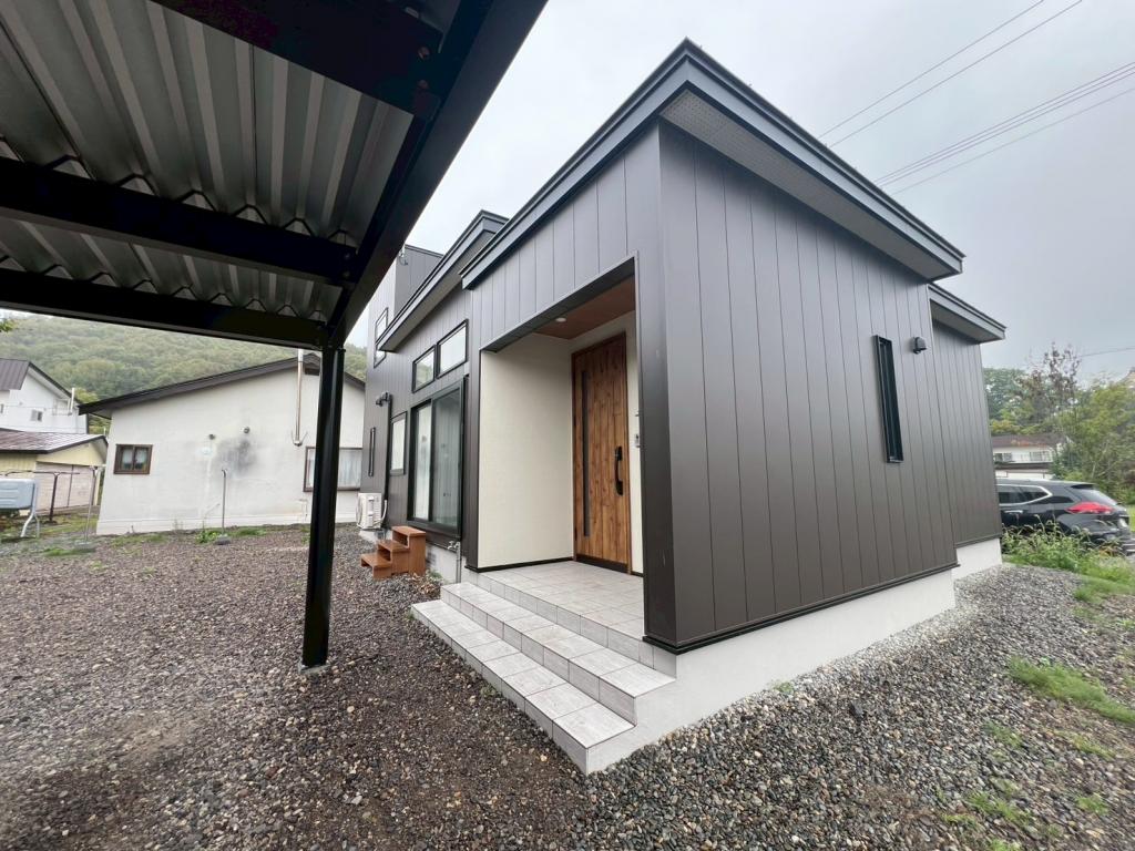 ♪築１年♪　♪北東角地♪　足寄町西町＿築浅住宅 内観