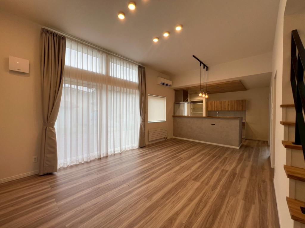 ♪築１年♪　♪北東角地♪　足寄町西町＿築浅住宅 内観