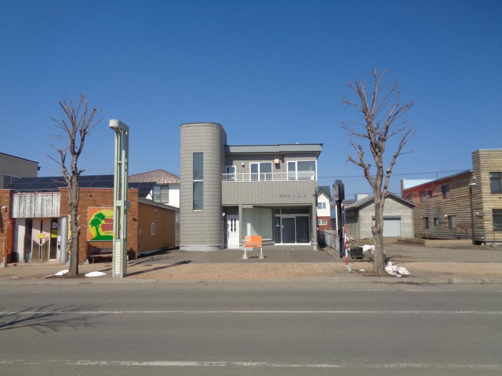 本別町　銀河通りに面した店舗付住宅  周辺