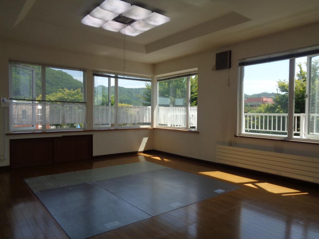 本別町　銀河通りに面した店舗付住宅  内観