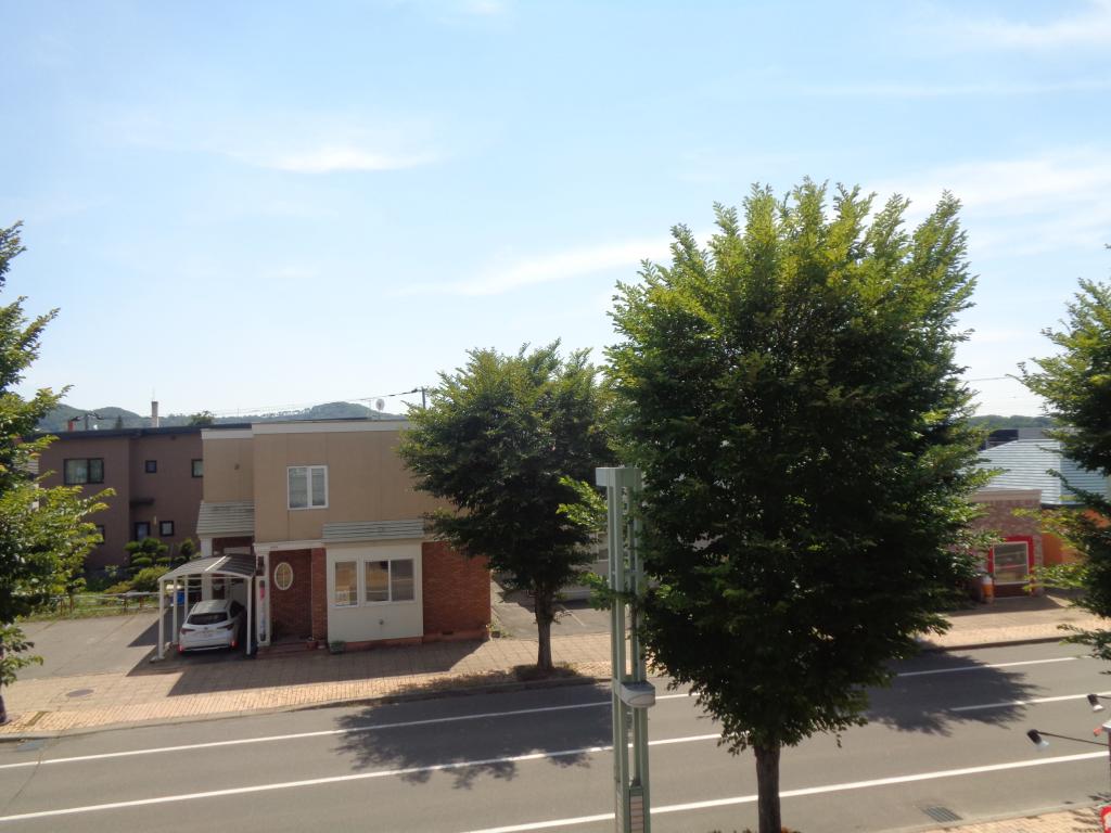 本別町　銀河通りに面した店舗付住宅  内観