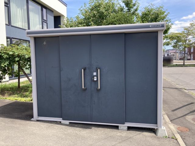 西１８条南３丁目【南西角地！用途多彩な５ＳＬＤＫの美邸！】 内観