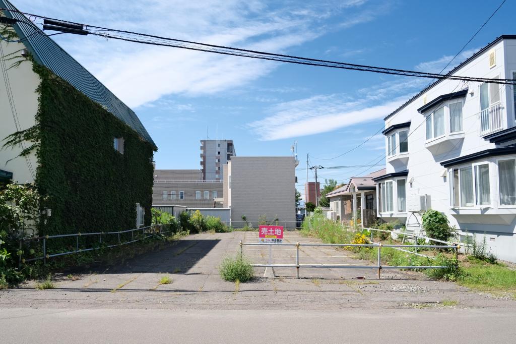 【価格改定】【中央公園すぐそば・仲介料なし】西4南5　売土地 外観