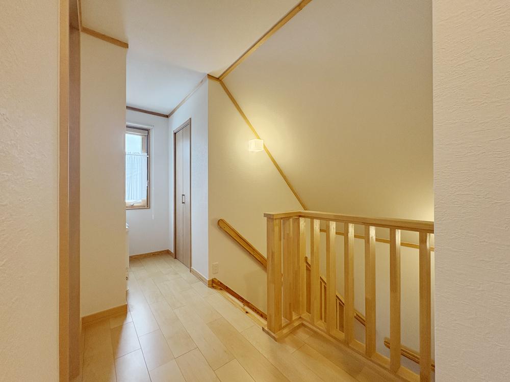 【カーポート・物置付き★築浅物件】東10南16　中古住宅 内観