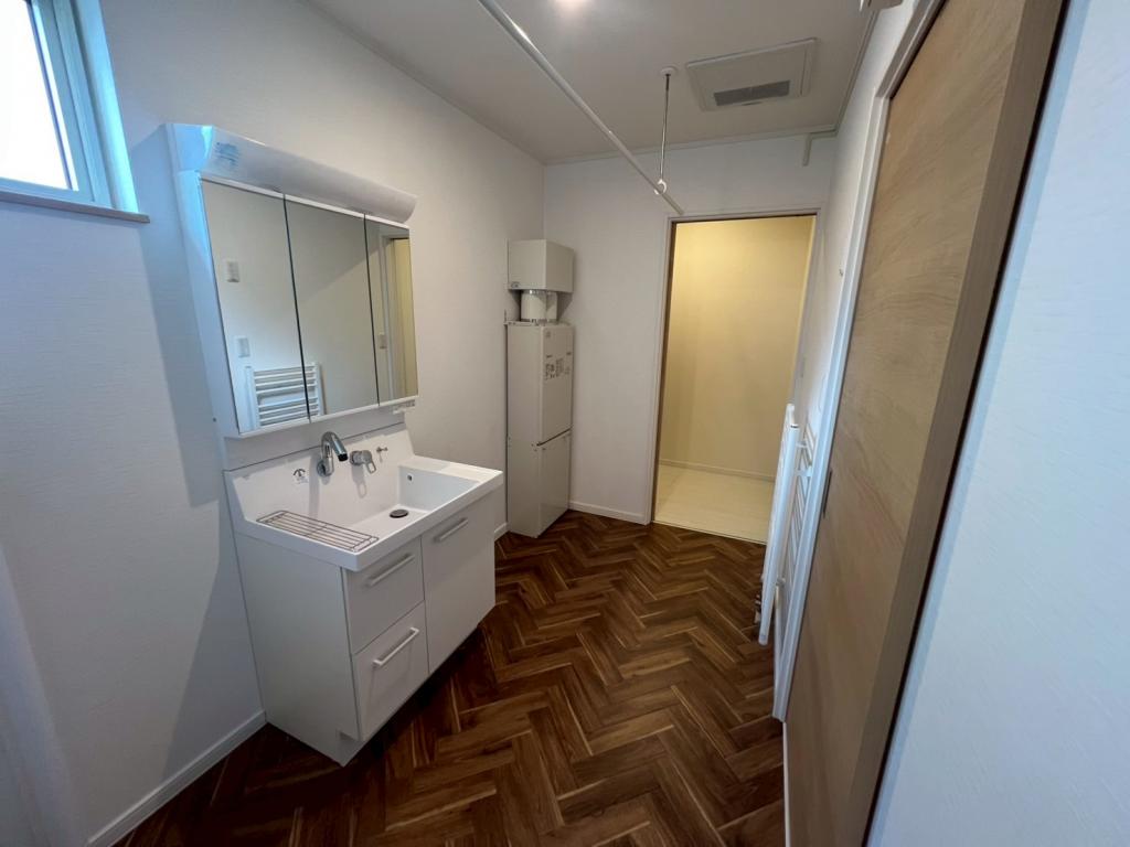 【写真追加】♪築5年♪　都市ガス♪　南向き♪　西21南2＿中古住宅 内観