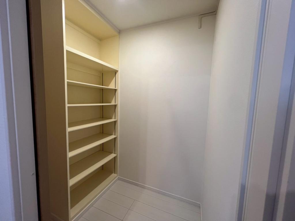 【写真追加】♪築5年♪　都市ガス♪　南向き♪　西21南2＿中古住宅 内観