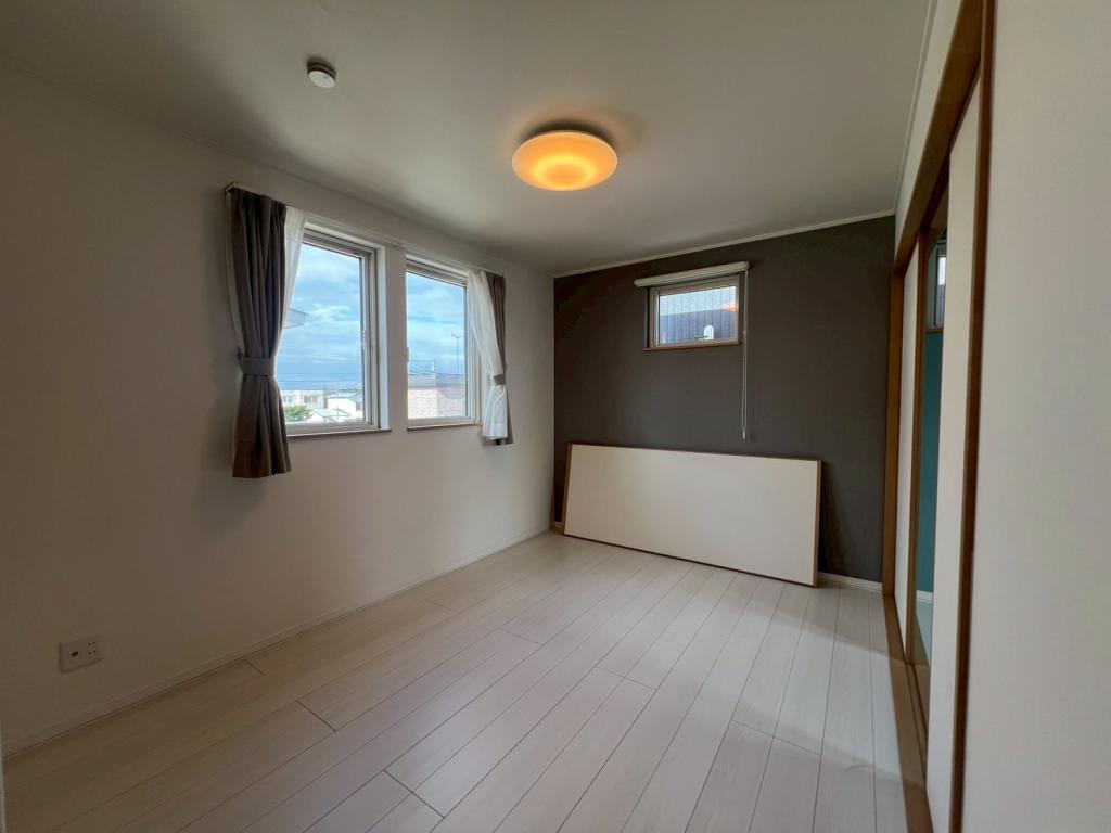 【写真追加】♪築5年♪　都市ガス♪　南向き♪　西21南2＿中古住宅 内観