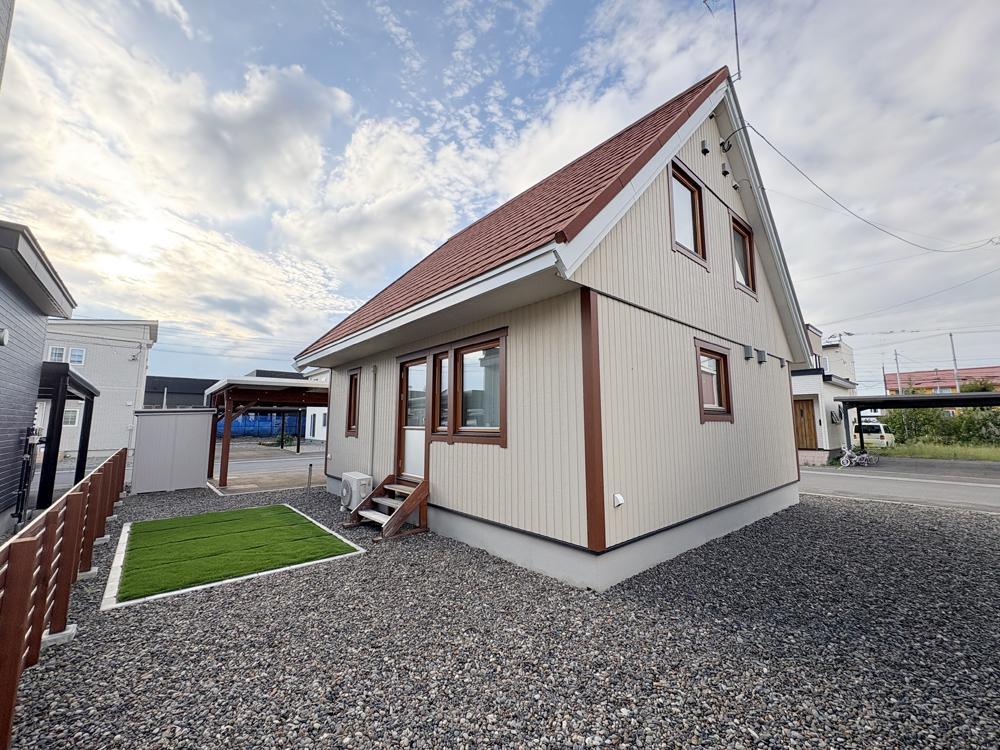 【カーポート・物置付き★築浅物件】東10南16　中古住宅 内観