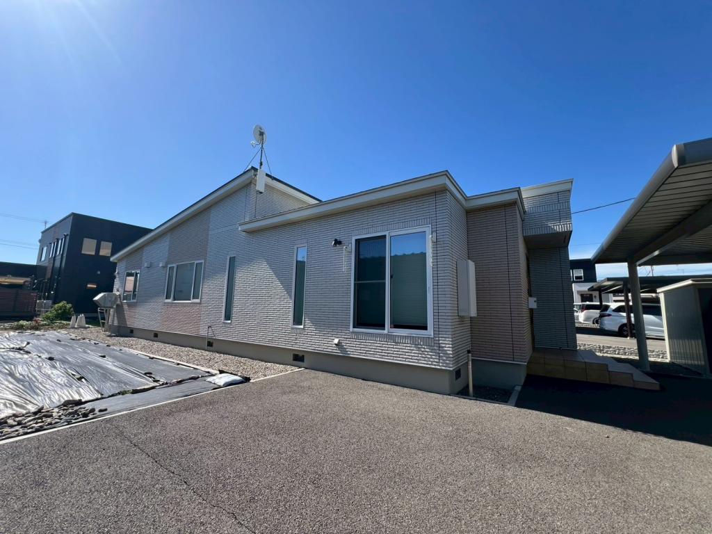 ♪築7年♪　４ＬＤＫ人気の平屋♪　大空町4丁目＿中古住宅