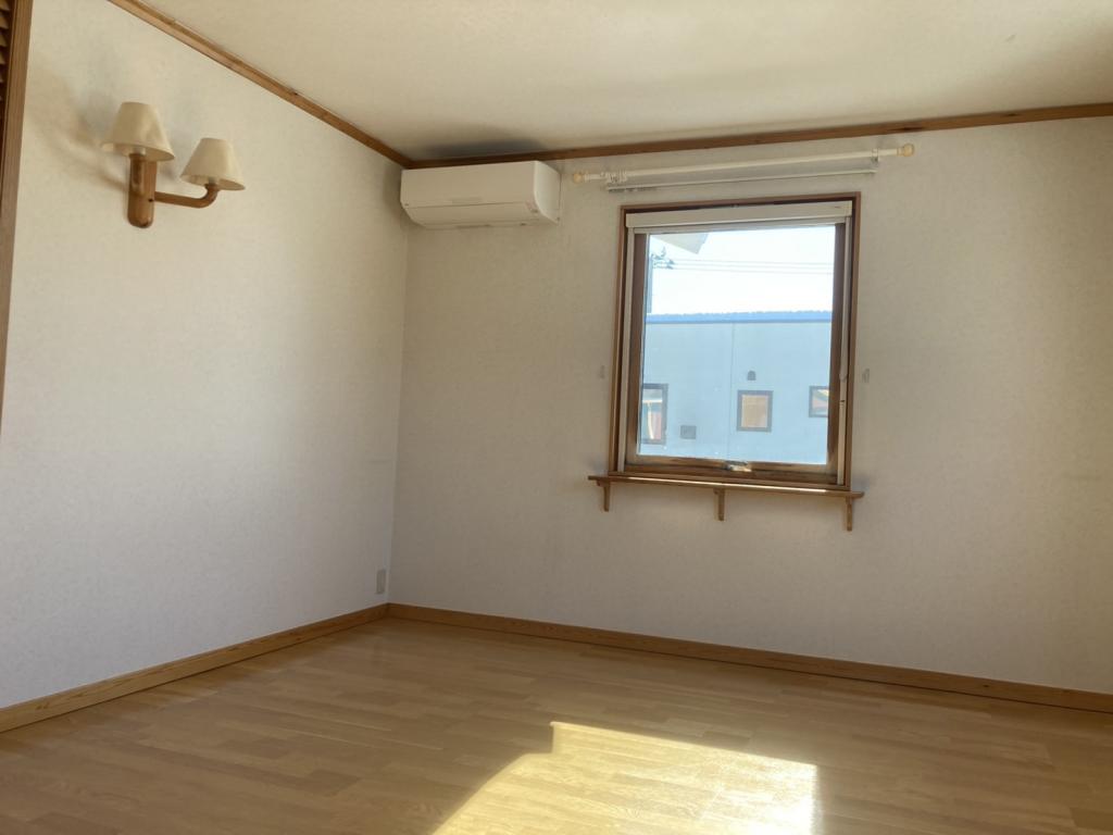 西２３条南４丁目【北西角地！３ＳＬＤＫ一戸建！】 内観