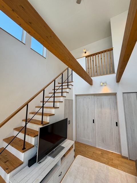 【太陽光パネル設置済！】帯広市西18条南4丁目25番3中古住宅【住居表示 25番14号】 内観