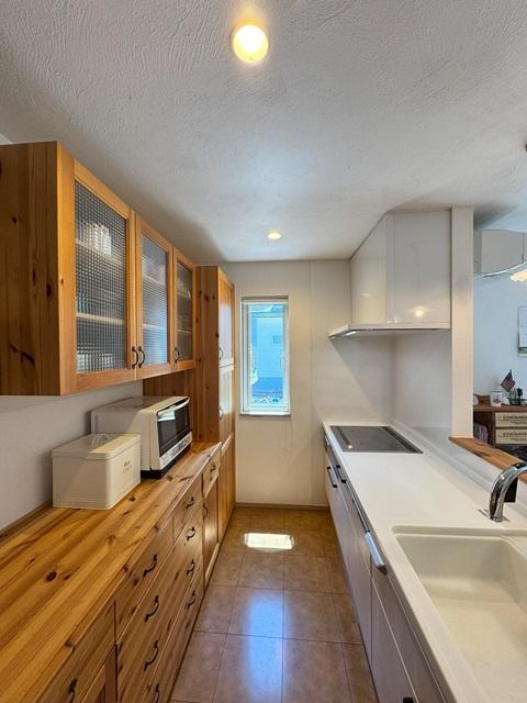 【太陽光パネル設置済！】帯広市西18条南4丁目25番3中古住宅【住居表示 25番14号】 内観