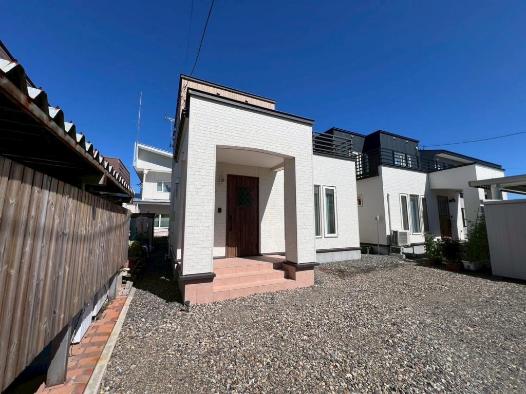 【写真追加】♪築5年♪　都市ガス♪　南向き♪　西21南2＿中古住宅 内観