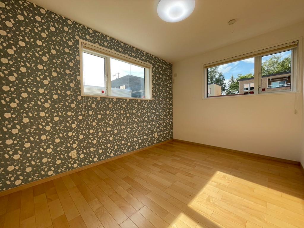 ※商談中※【一条工務店様施工の築浅平家♪】大空町４丁目　中古戸建 内観