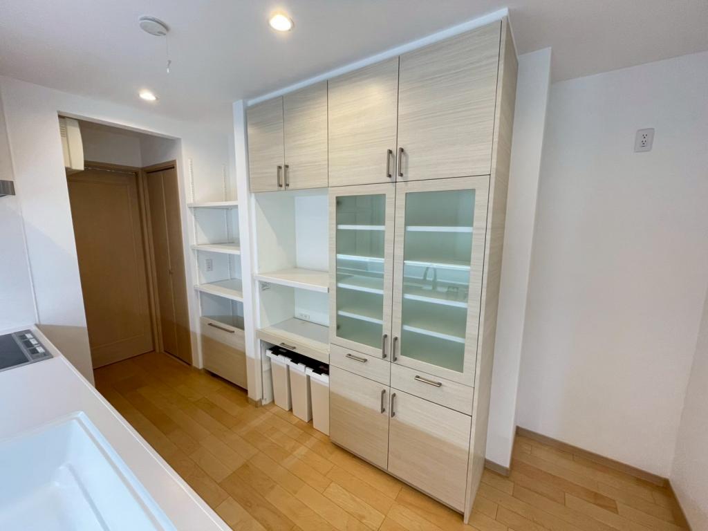 ※商談中※【一条工務店様施工の築浅平家♪】大空町４丁目　中古戸建 内観