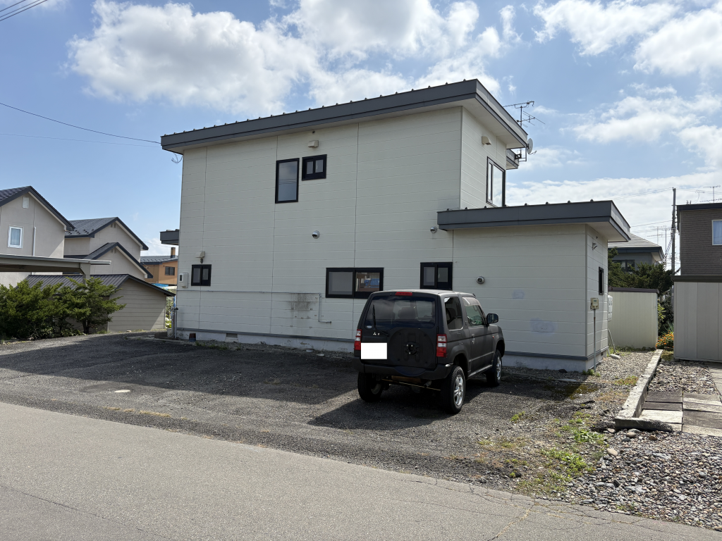 北栄小区域 6SLDK 中古住宅 西11条北4丁目 土地約150坪 内観