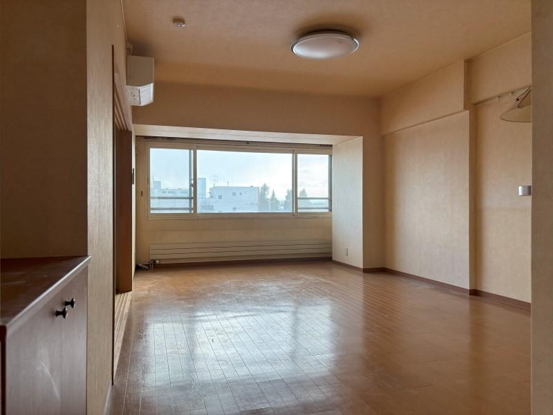 ※商談中※リブウェル大通　４０６号室　３ＬＤＫ 内観