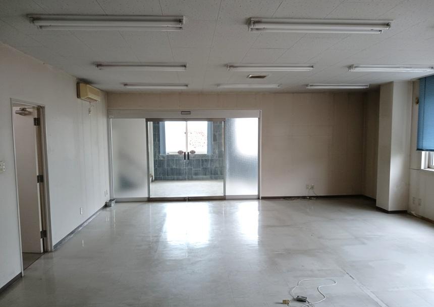 帯広市西20条北2丁目　売事務所  内観