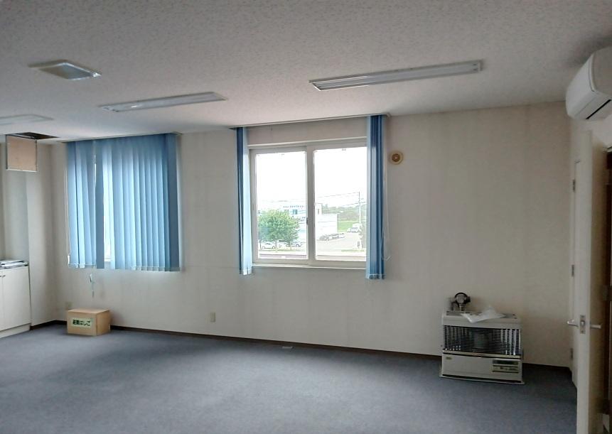 帯広市西20条北2丁目　売事務所  内観
